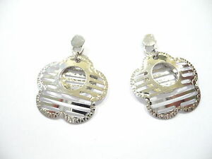 【送料無料】ネックレス　ホワイトゴールドイヤリングｋｔwhite gold earrings 18kt 750 flowers charms