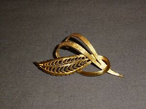 【送料無料】ネックレス　ヴィンテージイエローゴールドブローチattractive vintage 9ct yellow gold brooch 674g