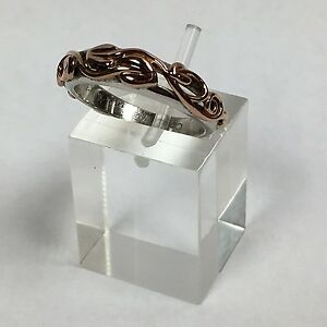 【送料無料】ネックレス　シルバーローズライフリング￥サイズゴールドツリーne6 clogau silver amp; rose gold tree of life ring rrp 280 size m