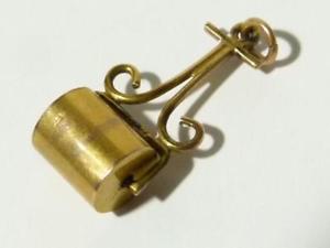 【送料無料】ネックレス　ローラービクトリア*18999ctゴールドローラーペンダント1899 9ct gold garden roller charm pendant moving roller, victorian *