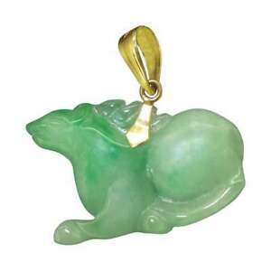 【送料無料】ネックレス　リスペンダントpleasing jade squirrel pendant