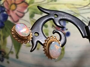 【送料無料】ネックレス　ヴィンテージ9 ctイェローゴールドオパールピアスイヤリングvintage 9 ct yellow gold fiery opal stud earrings condition 46,188円