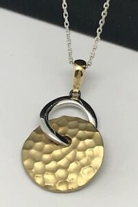 【送料無料】ネックレス　9ctホワイトイェローゴールドパターンペンダント34g16チェーンrrp3999ct white yellow gold hammered pattern pendant 34g 16 chain rrp 399