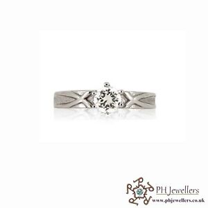 【送料無料】ネックレス　ホワイトゴールドエンゲージメントサイズリング18ct 750 hallmark white gold engagement size j ring cz wgr6