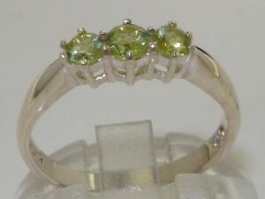 【送料無料】ネックレス　z9ctホワイトゴールドペリドットwomensサイズjsolid 9ct white gold natural peridot womens trilogy ring sizes j to z