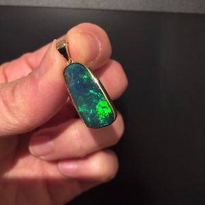 【貨物輸送無料】頸飾り オーストラリアダブレットopalシャンデリア978cts9knice colors australia doublet opal pendant 978cts solid 9k gold like night sky