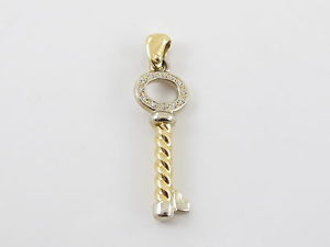 【貨物輸送無料】頸飾り イエローホワイトゴールドキーペンダント18k yellow amp; white gold key charm pendant