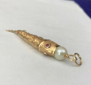 【送料無料】ネックレス　ヴィンテージ9k 9ctイェローゴールドkoiチャームペンダントルビーパールvintage 9k 9ct yellow gold koi fish articulated charm pendant ruby eyes pearl