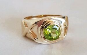 【貨物輸送無料】頸飾り ペリドット9ctringseta 9コンピュータ断層撮影法 yellow gold dress ringset with a large peridot semiprecious gemstone