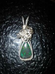 【送料無料】ネックレス　シルバーワイヤラップオパールリッジグリーンopal lightning ridge green in 925 silver wire wrap｜hokushin 57,739円