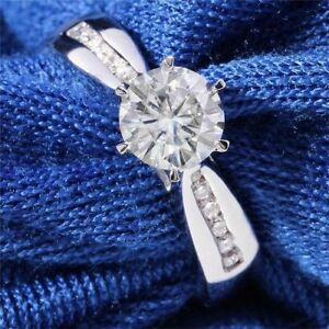【送料無料】ネックレス　ホワイトホワイトゴールドラウンドカット155 ct moissanite round cut near white engagement wedding ring 9k white gold｜hokushin