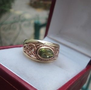 【送料無料】ネックレス　ウェールズゴールドペリドットセルティックリングサイズearly welsh 9ct clogau gold peridot celtic ring hm 1994 size m｜hokushin