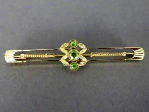 【貨物輸送無料】首飾り アンティークブローチペリドットantique golden brooch with peridot