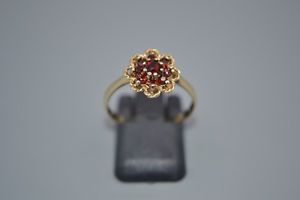 【送料無料】ネックレス　9ctゴールドガーネット9ct gold garnet flower ring