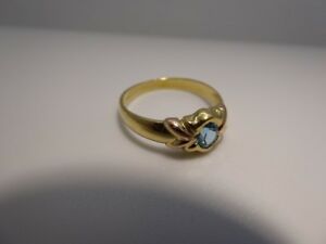 【送料無料】ネックレス　hallmarked 18gold with topaz stone size0weighs 33gramshallmarked 18 gold with topaz stone size 0 weighs 33 grams