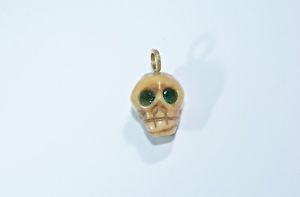 【送料無料】ネックレス　エメラルド18ctペンダント18ct gold skull pendant with emerald eyes hallmarked