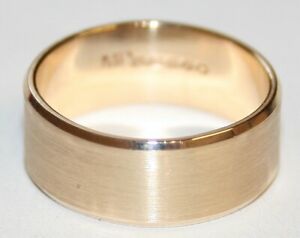 【送料無料】ネックレス　イエローゴールドマットサイズlovely quality broad 9ct yellow gold matt finished wedding ring size o
