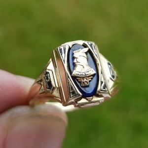 【送料無料】ネックレス ゴールドクラスリングサイズstunning 10ct gold class ring size n|hokushin