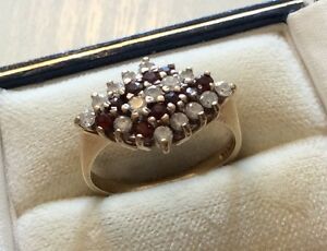【送料無料】ネックレス ビンテージゴールドガーネットリングbeautiful ladies hallmarked vintage 9ct gold garnet amp; white stone fancy ring p