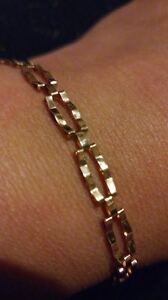 【送料無料】ネックレス　イエローゴールドバーゲートブレスレットpretty 9ct 375 yellow gold two bar gate bracelet excellent condition*****