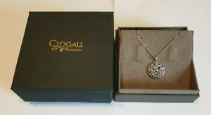 【送料無料】ネックレス　ゴールドスターリングシルバーローズゴールドセレブレーショントパーズサークルペンダントclogau gold, sterling silver amp; rose gold celebration topaz circle pendant 3sm