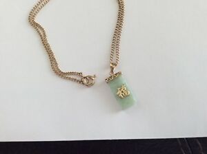 【送料無料】ネックレス　ペンダントチェーンchinese jade pendant amp; 16 curb chain