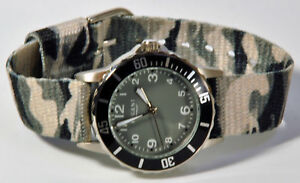 【送料無料】　腕時計　テープカモフラージュregent childs wristwatch grey camouflage with fabric tape wrist watch｜hokushin