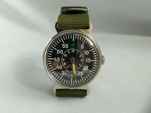【送料無料】　腕時計　グリーンウォッチソストラップwrist watch pobeda shturmanskie laco green military ussr nato strap