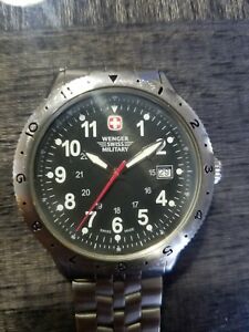 【送料無料】　腕時計　メンズウェンガースイスミリタリーステンレススチールウォッチmens wenger swiss military stainless steel watch 18,886円