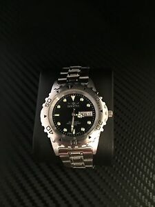 【貨物輸送無料】 ウオッチ メンズシルバーステンレススチールウォッチinvicta mens 8225 silver stainless steel watch