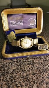 【送料無料】　腕時計　ヴィンテージメンズセルフジュエルサンバーストウォッチvintage 1956 mens bulova self winding 23 jewels sunburst wristwatch watch runs 45,370円