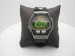 【送料無料】　腕時計　トライアスロンラップメモリｍデジタルウオッチtimex ironman triathlon 8 lap memory 100m water resistant digital watch b91