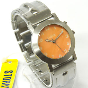 【送料無料】　腕時計　ビンテージオレンジstorm vintage watch illume orange