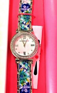 【送料無料】　腕時計　アイザックライブラウンドラインストーンステンレススチールウォッチisaac mizrahi live womens round rhinestone stainless steel watch