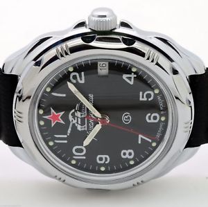 【送料無料】　腕時計　ロシアヴォストーク＃タンクrussian vostok 211306 tank military wrist watch komandirskie brand