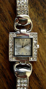 【送料無料】　腕時計　womens wrist watch