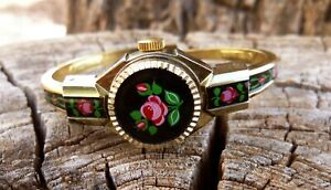 【送料無料】　腕時計　ビンテージエナメルゴールドトーンスイスクランパブレスレットvintage majestime hidden enameled amp; gold tone swiss made clamper bracelet watch