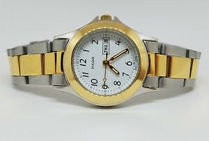 【送料無料】　腕時計　パルサー2ステンレスpulsar womens two tone stainless steel daydate quartz watch