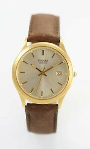 【送料無料】　腕時計　パルサーメンズブラウンレザーステンレススチールゴールドpulsar watch mens brown leather stainless steel gold water resistant