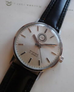 【送料無料】　腕時計　ｕａｗルビーuaw watch mecanique ancienne invincible 17 ruby