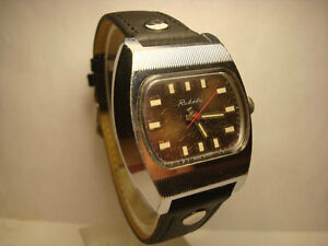 【送料無料】　腕時計　サービスソraketaテレビペトロドボレツ2609 ha originalrare soviet raketa tv petrodvorets 2609 ha original watch serviced and oiled｜hokushin