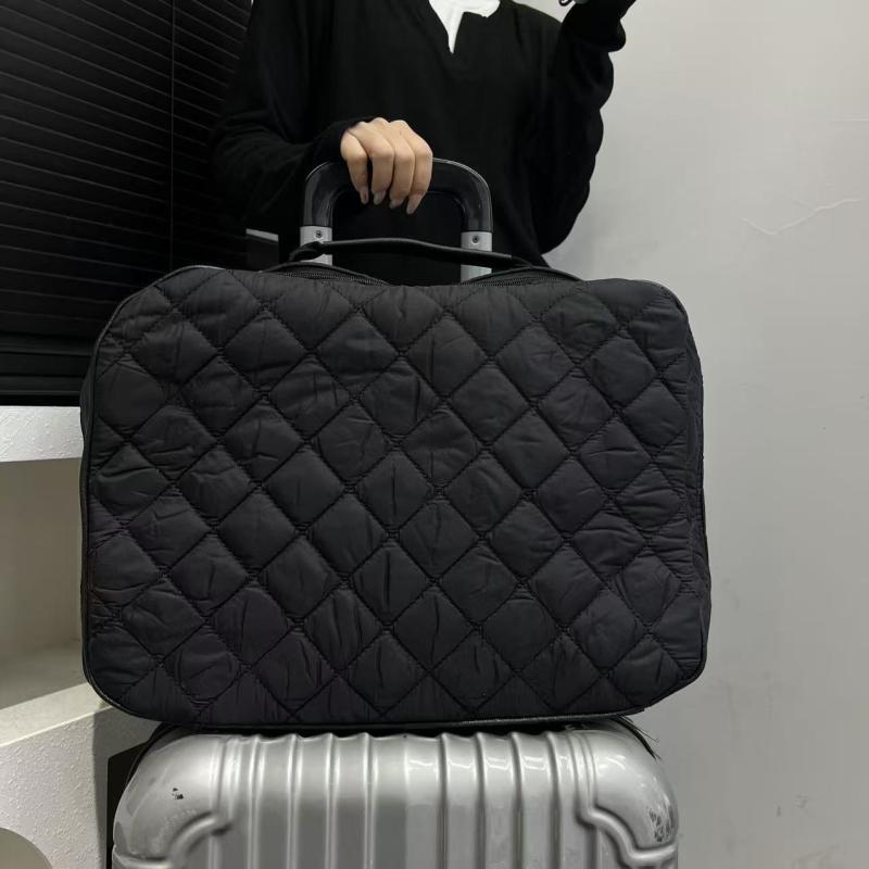 車寄せ 男女兼用 ナイロン キルティング 大電気容量 キャリーオン 周遊 洗面物の具入れ アメニティ車寄せ 納める御徒面子 黒いこと 出