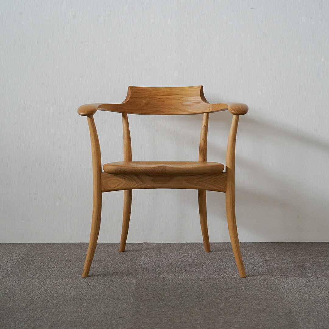 飛騨産業 クレセントアームチェア ウォールナット 1 飛騨産業 クレセント アームチェア ダイニングチェア 食卓椅子