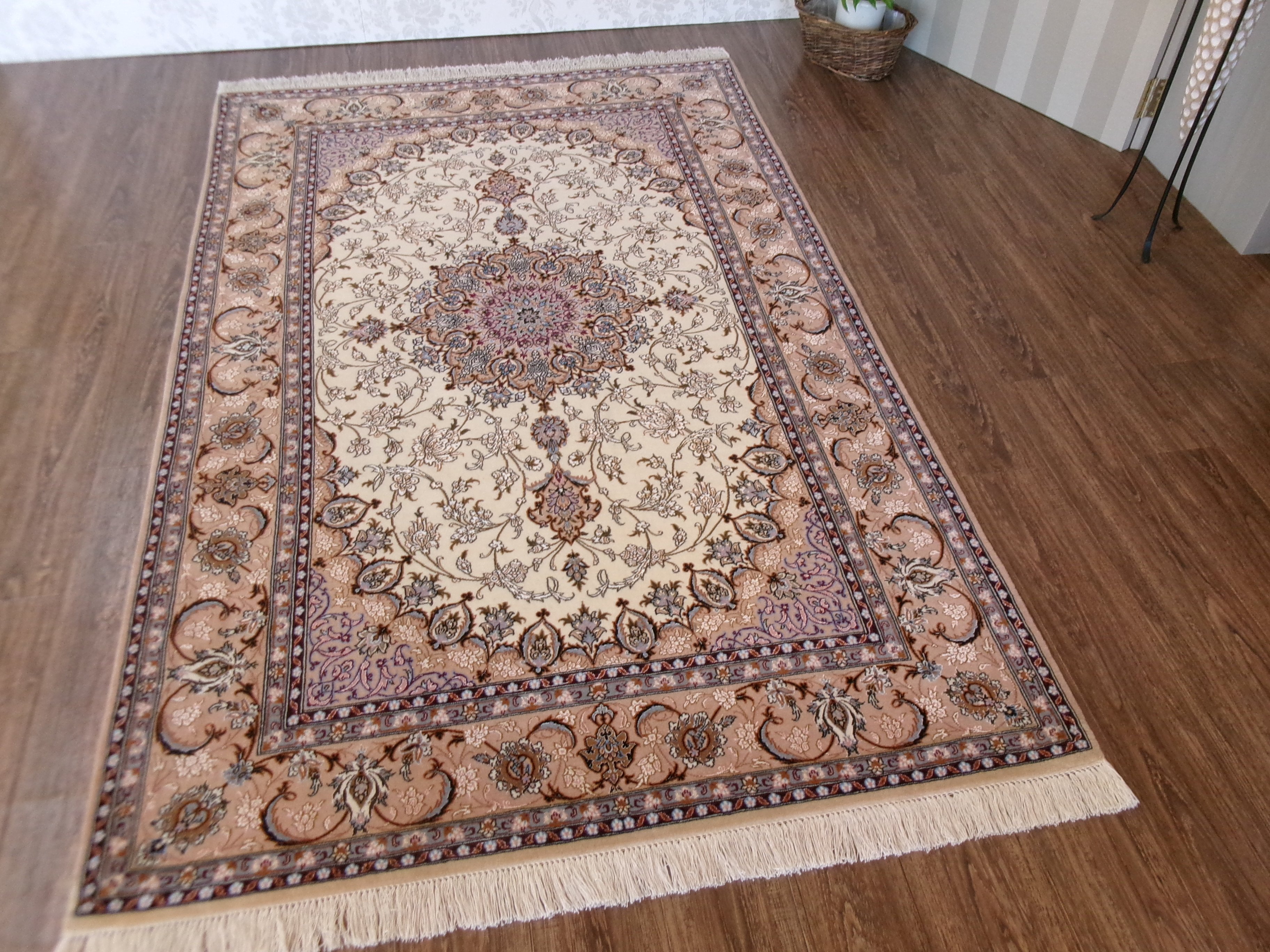 楽天市場】ペルシャ絨毯 カシャーン 227×130cm / ウール 手織り 手作業