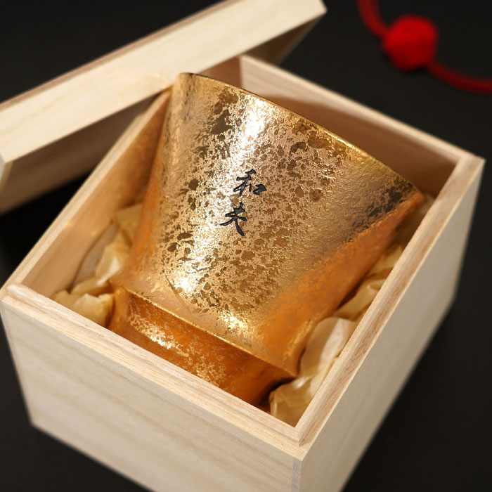 海外輸入 誕生日プレゼント 父親 60代 50代 グラス 名入れ 傘寿 祝い 日本酒 酒器 おしゃれ 高級 ロックグラス タンブラー カップ 名前入り コップ 誕生日 父 母 還暦祝い 男性 古希 お祝い 記念品 祖父 祖母 父の日 プレゼント 実用的 Qdtek Vn