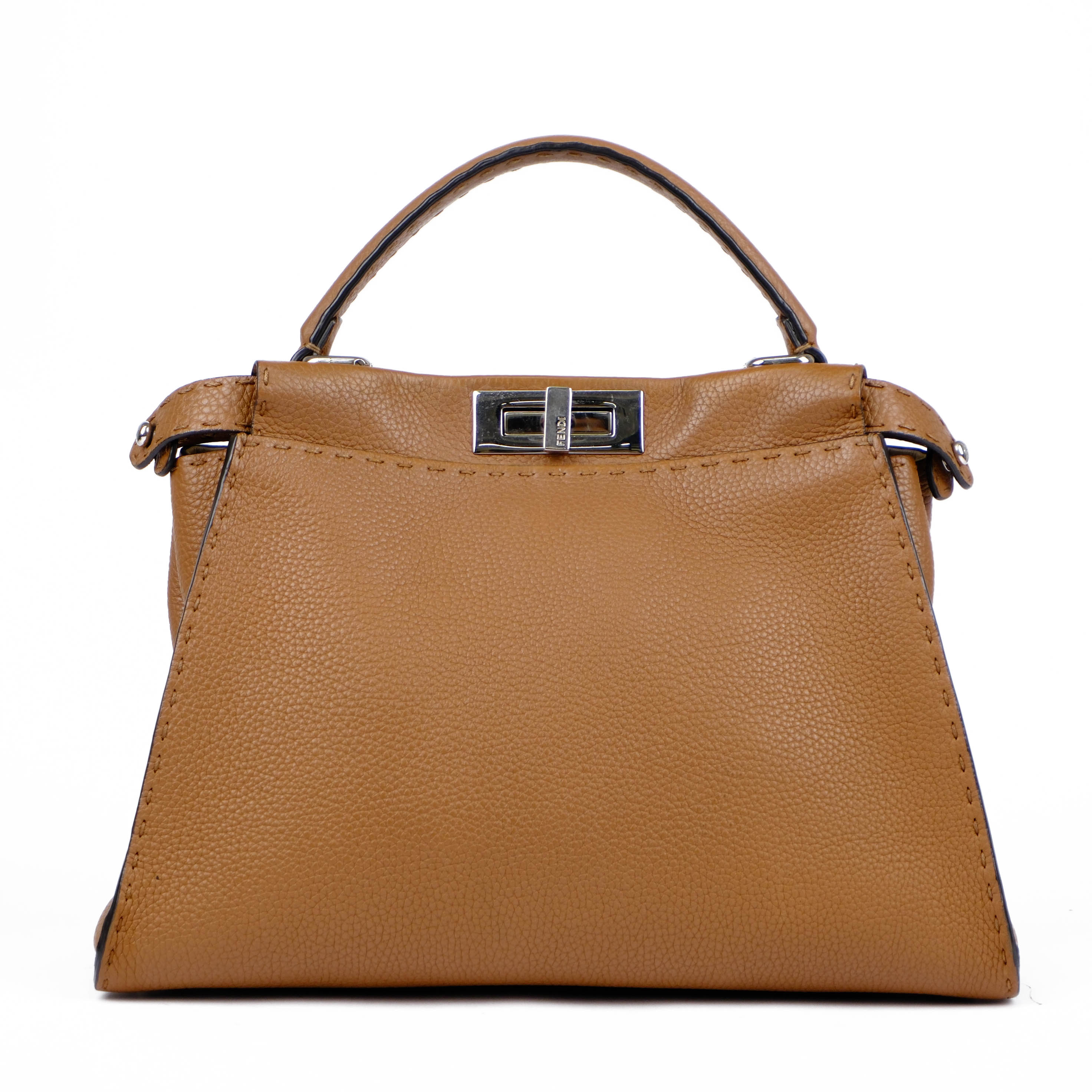 FENDI フェンディ ピーカブー エッセンシャリー ハンドバッグ 2way 楽天市場】フェンディ FENDI ピーカブー エッセンシャリー