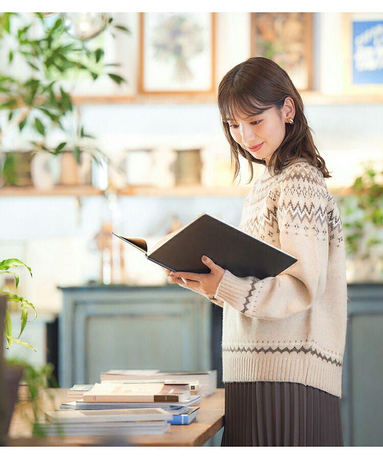 トップス ニット クルーネック ノルディック柄 レディース 秋 冬 白 黒