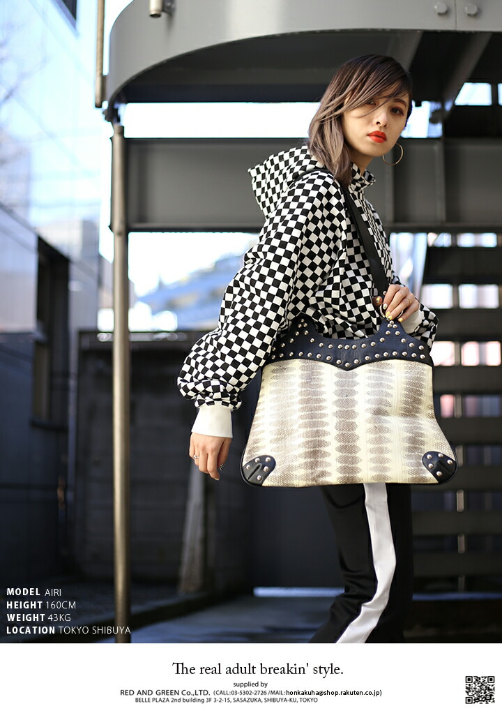 B系 ヒップホップ Bag Club No1z おしゃれ ウミヘビ クラブノイズ ショルダーバッグ シルバースタッズ ストリート系 トートバッグ バラ ファッション ヘビ革 メンズ レディース 本革 正規品 男女兼用 黒 保存版 ストリート系