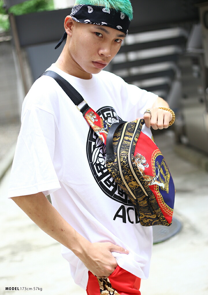 値下げ中 のbag 海外セレクト Reason ファッション 黒 リーズン B系 ボディバッグ セレブ 男女兼用 ヒップホップ ストリート系 ファッション ワンショルダー レディース メンズ ブランド かっこいい おしゃれ バロック彫刻 ヒョウ柄 レオパード チェーン 虎 トラ 総柄