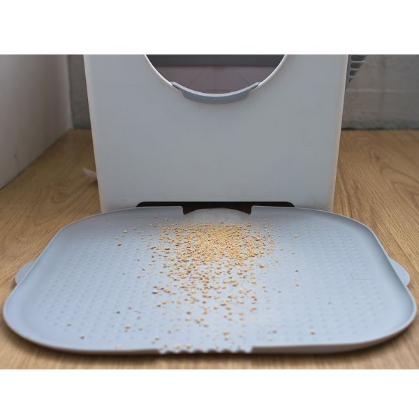市場 猫砂が処理しやすい猫用マット Modkat Katch キャッチリターマット ネコ Litter モデキャット ねこ トイレ Mat